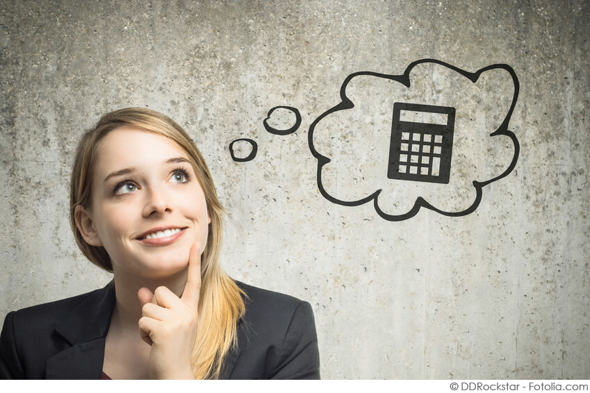 Studentin rechnet alles durch